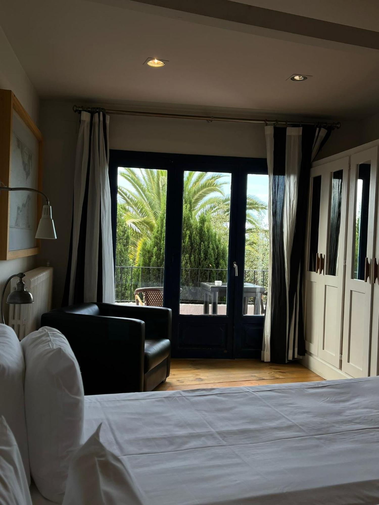 Hotel Trias Palamos Ngoại thất bức ảnh